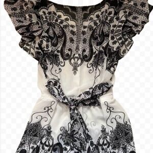 Express Black & White Women Boho Self Belt Short Flutter Sleeve Sheer Top Sz S/P